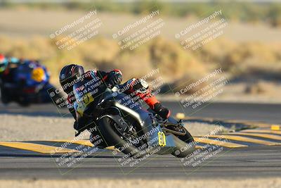 media/Nov-17-2024-CVMA (Sun) [[1fec520723]]/Race 17-Amateur Supersport Middleweight/